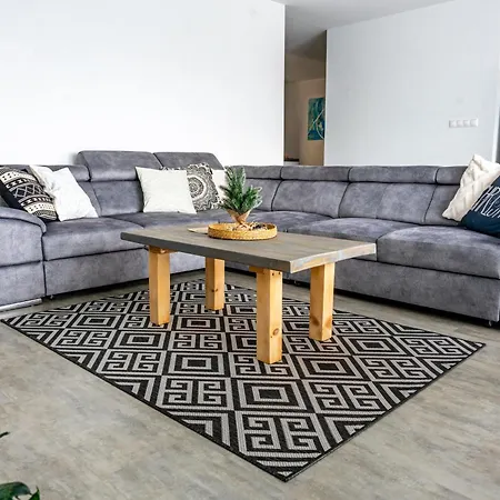 Apartman Senec Appartamento