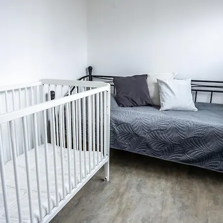 Apartman Senec Appartamento *