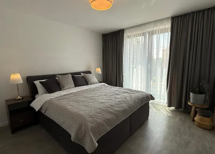 Apartman Senec Daire *