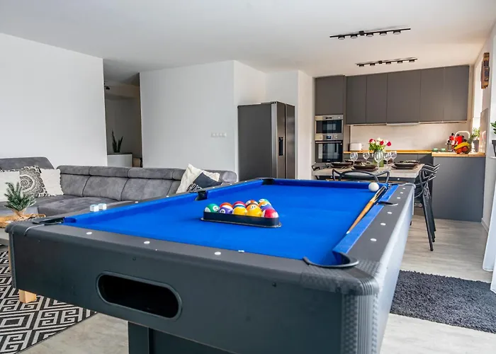 Daire Apartman Senec Senec